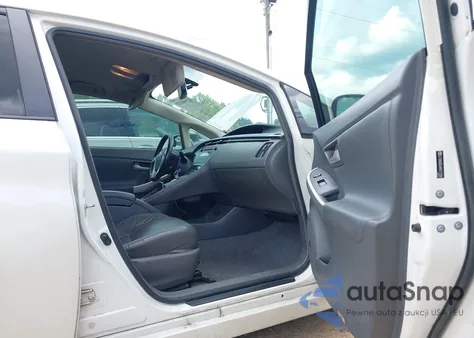 2010 Toyota Prius Iv z USA, uszkodzony, nr VIN JTDKN3DU4A5177390